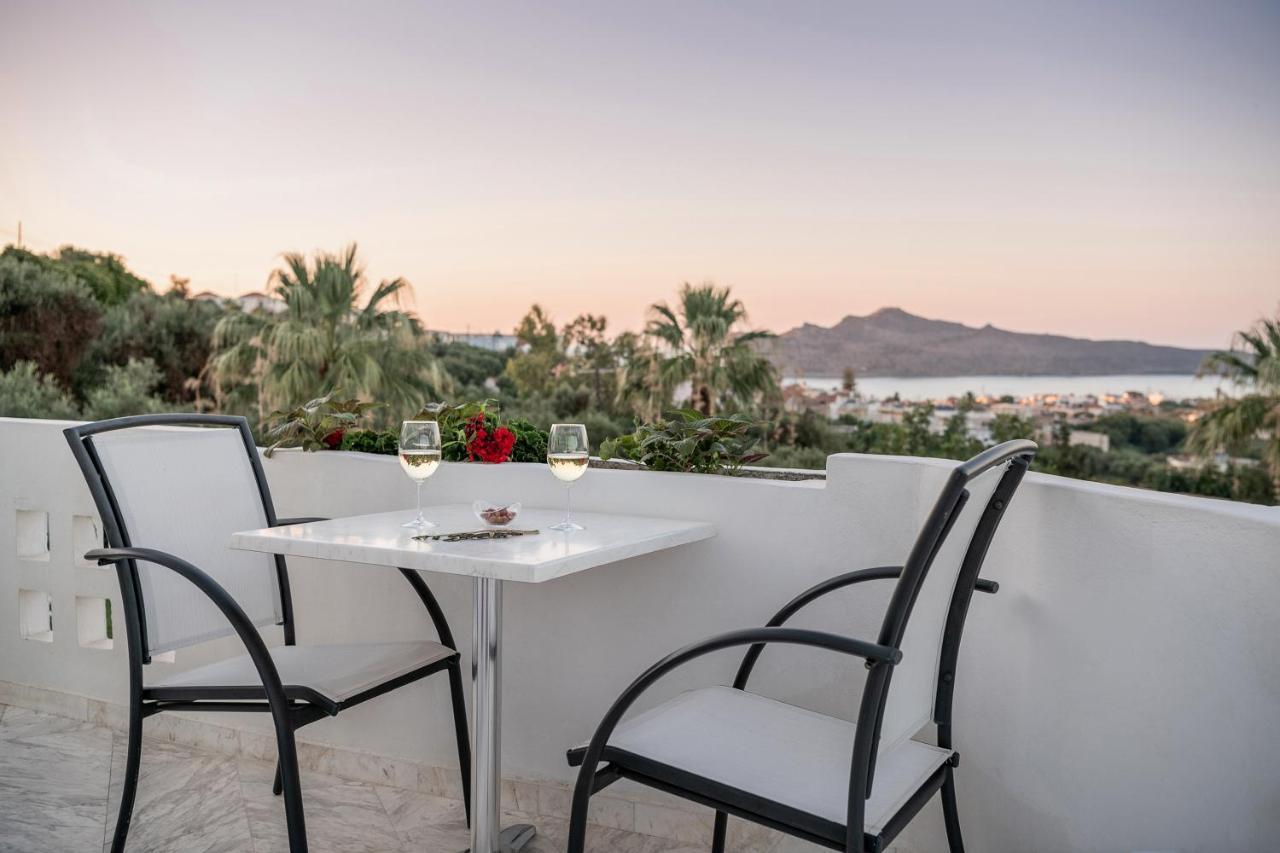 Villa Life Agia Marina Buitenkant foto