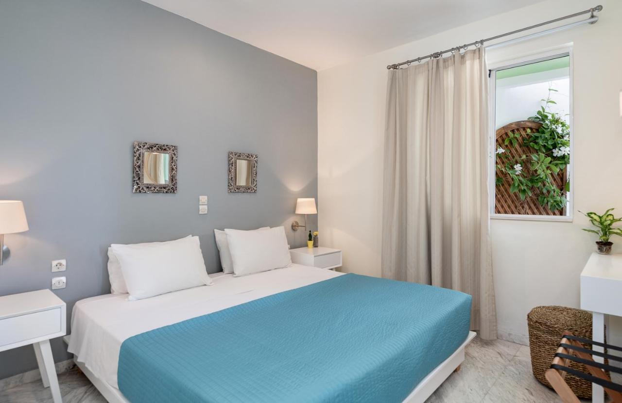 Villa Life Agia Marina Buitenkant foto