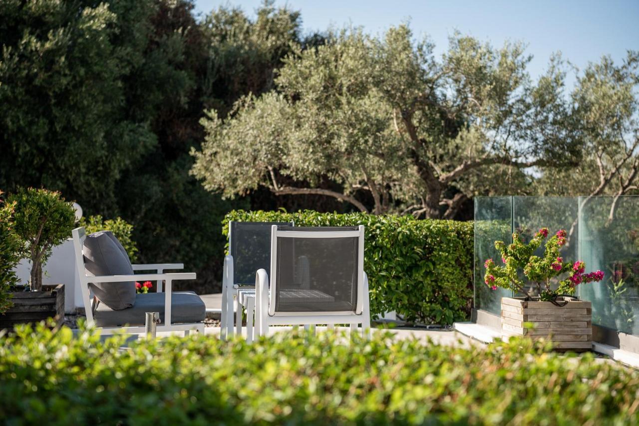 Villa Life Agia Marina Buitenkant foto