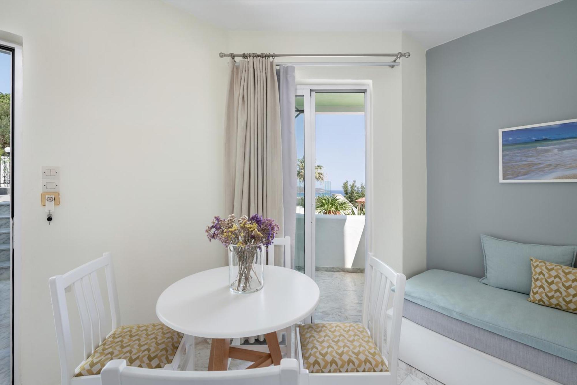 Villa Life Agia Marina Kamer foto