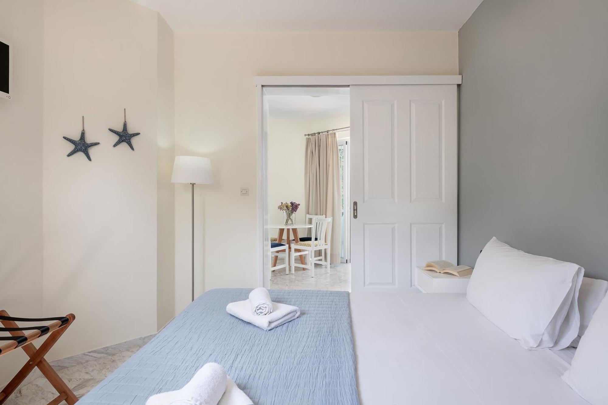 Villa Life Agia Marina Kamer foto