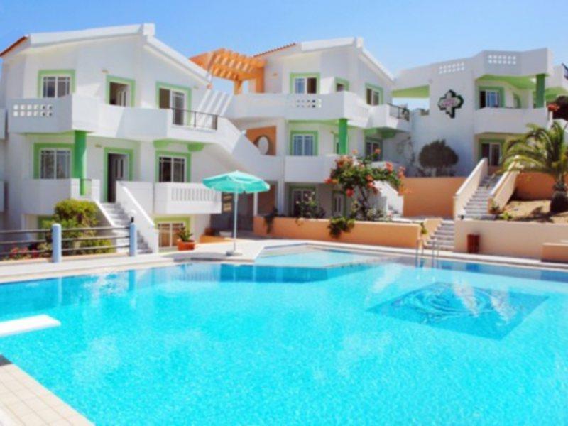 Villa Life Agia Marina Buitenkant foto