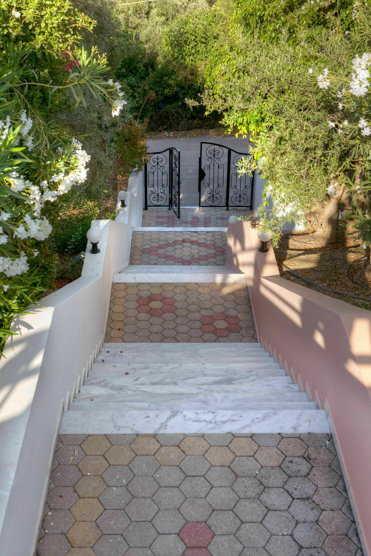 Villa Life Agia Marina Buitenkant foto